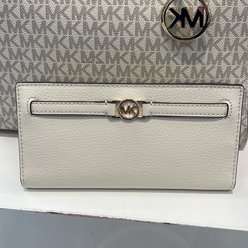 Michael Kors Reed Large Bifold Pebbled Leather Snap Wallet Card Case 
Lg… - Picture 7 of 16